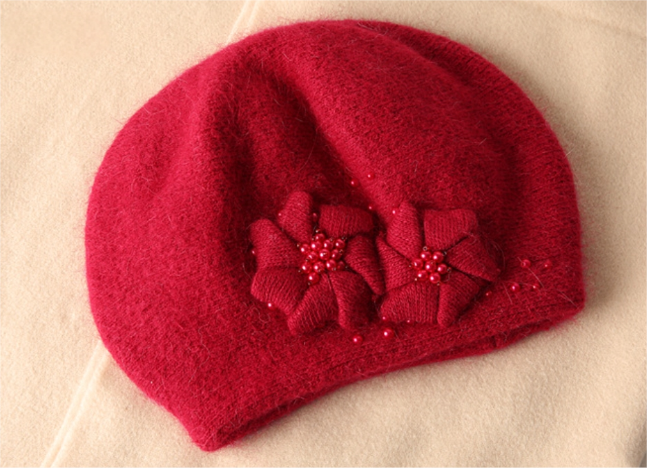 Women's autumn and winter plush warm hat, warm rabbit wool knitted hat, knitted beret