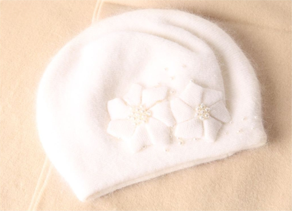 Women's autumn and winter plush warm hat, warm rabbit wool knitted hat, knitted beret