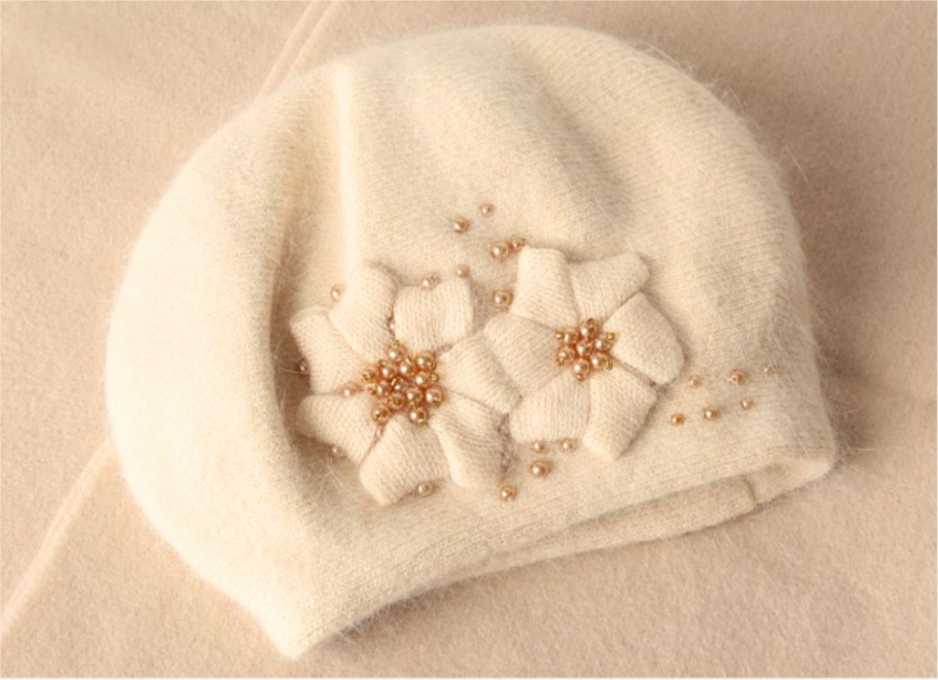 Women's autumn and winter plush warm hat, warm rabbit wool knitted hat, knitted beret