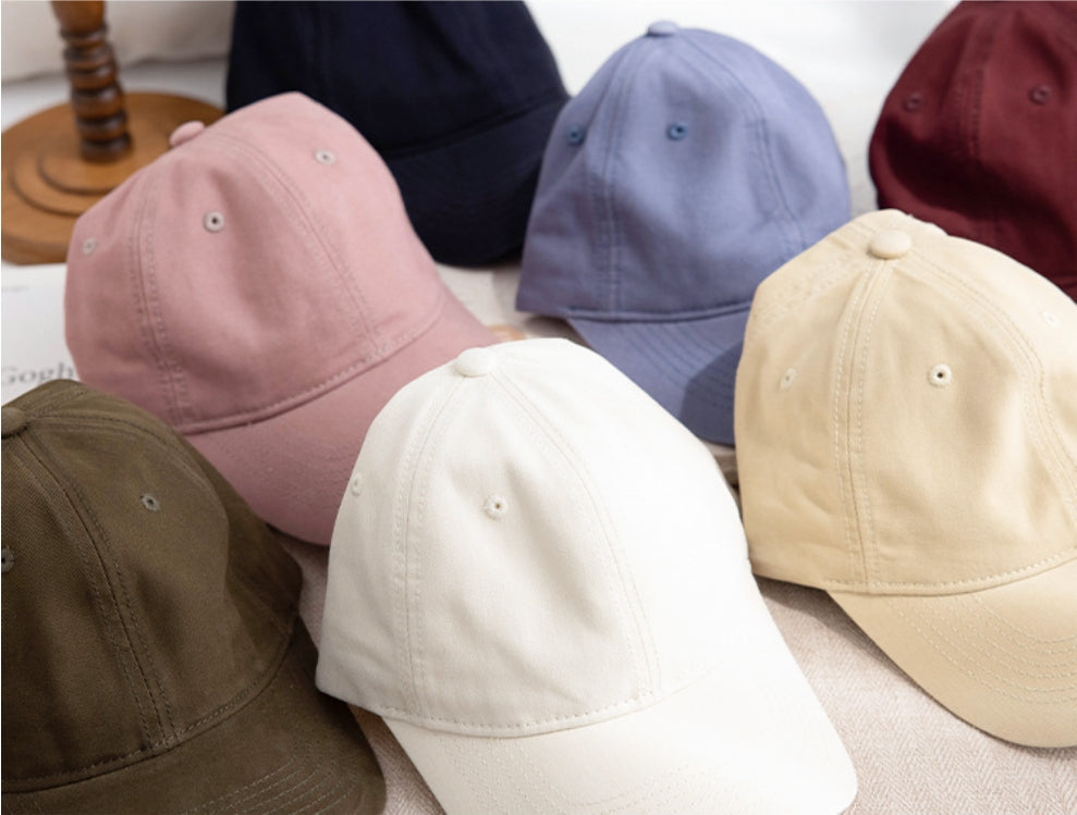 Unisex pure cotton baseball cap.