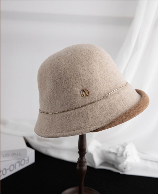 WOOL CURLED BUCKET HAT