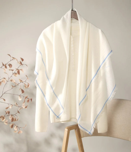 200 count water-soluble wool square scarf, shawl. - AOA Fashion Accessories