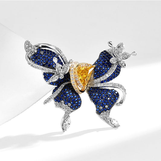Butterfly brooch. - AOA Fashion Accessories