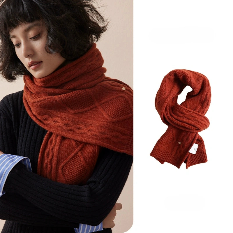 Wool Diamond Cable Knit Scarf – Vintage Texture & Timeless | Multiple Colors