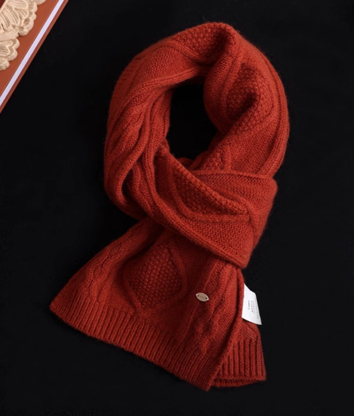 Wool Diamond Cable Knit Scarf – Vintage Texture & Timeless | Multiple Colors