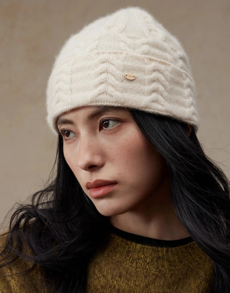 Elegant 100% Cashmere Beanie – Cable Knit Design | Multiple Colors