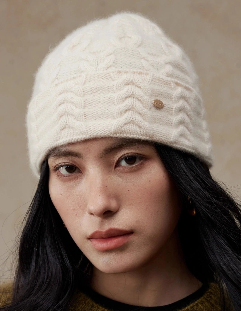 Elegant 100% Cashmere Beanie – Cable Knit Design | Multiple Colors