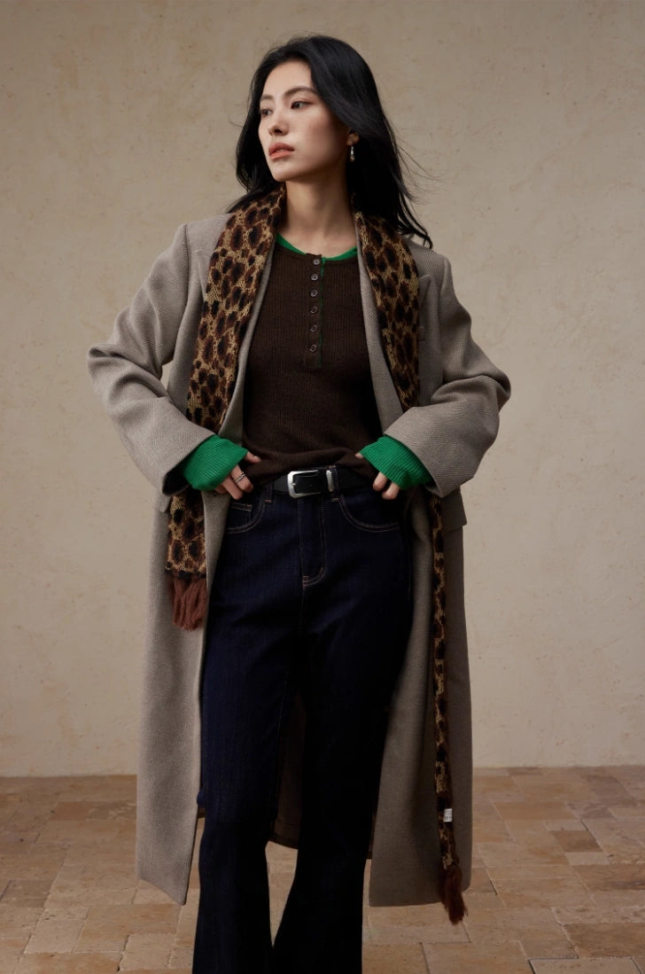 Leopard Knit Scarf – Classic Vintage Style in Coffee Brown & Pink